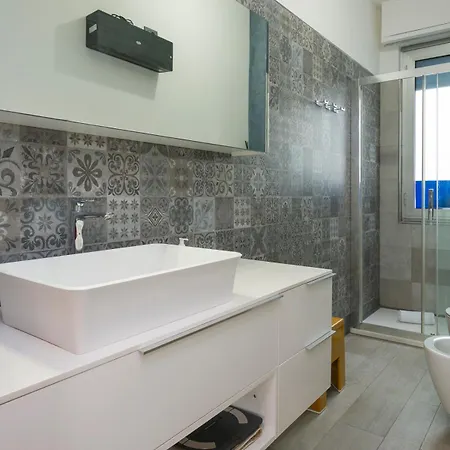 Lejlighed I-host - Spacious 3br - Balcony - Sleeps 7 Milano