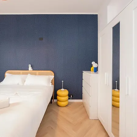 I-host - Spacious 3br - Balcony - Sleeps 7 Milano